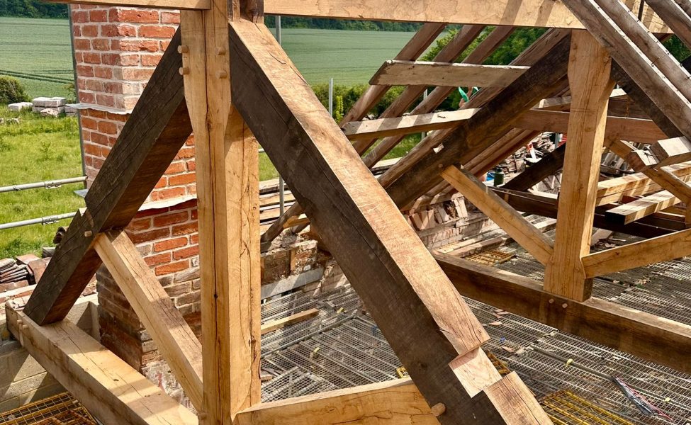 Heronden oast house *Listed* oak frame roofs